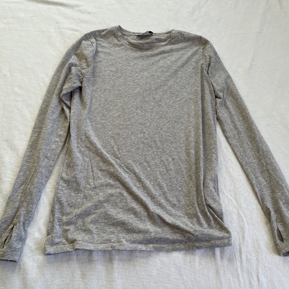 COS Slim Lightweight Long-Sleeved Top – L - Picture 2 of 4